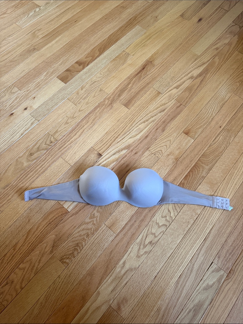 Warner’s strapless bra 36B tan